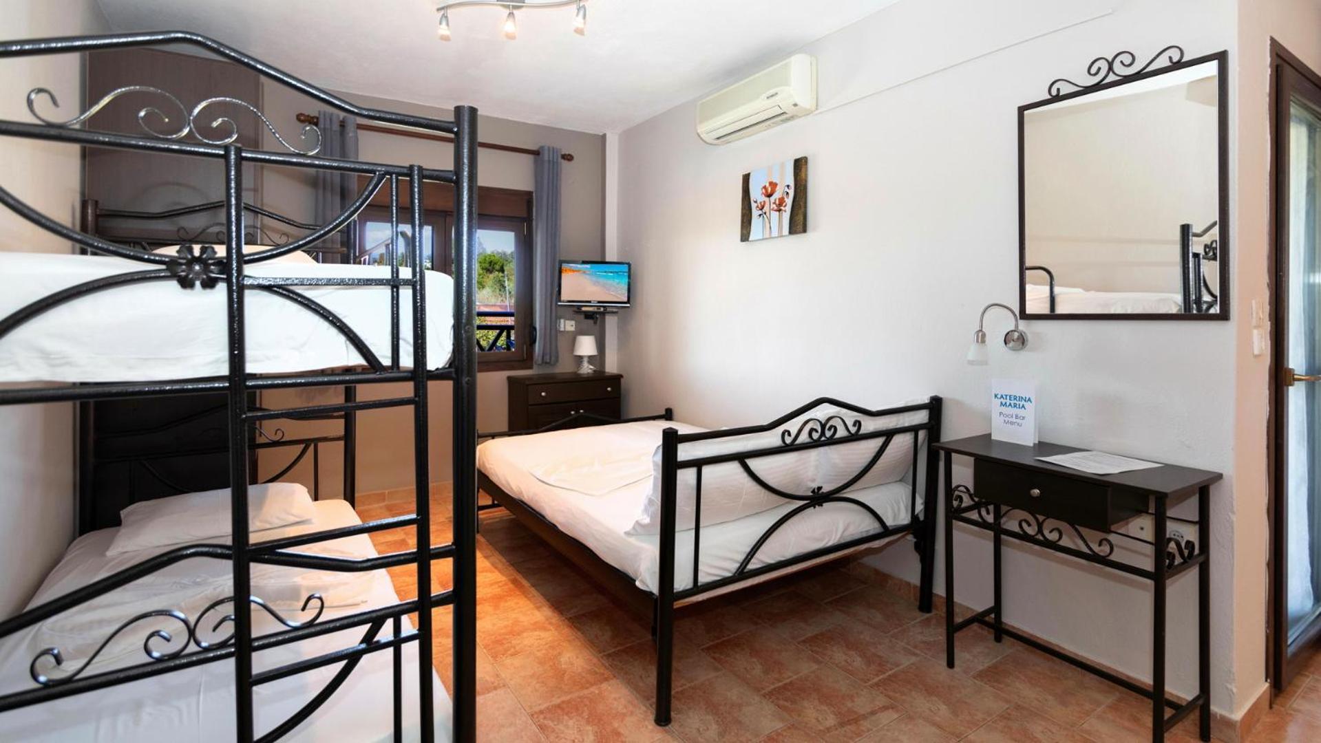 Katerina-Maria Studios & Apartments Vourvourou Exterior photo